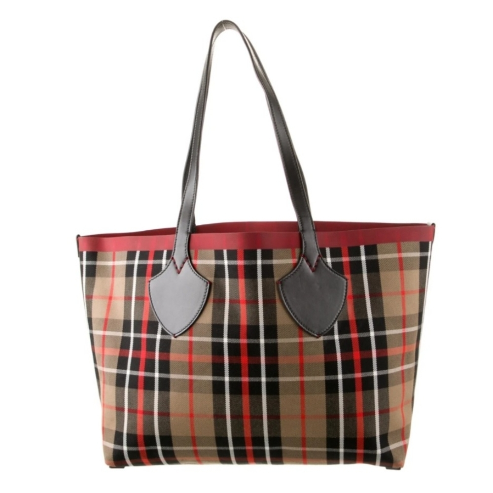 BURBERRY oversized reversible tote